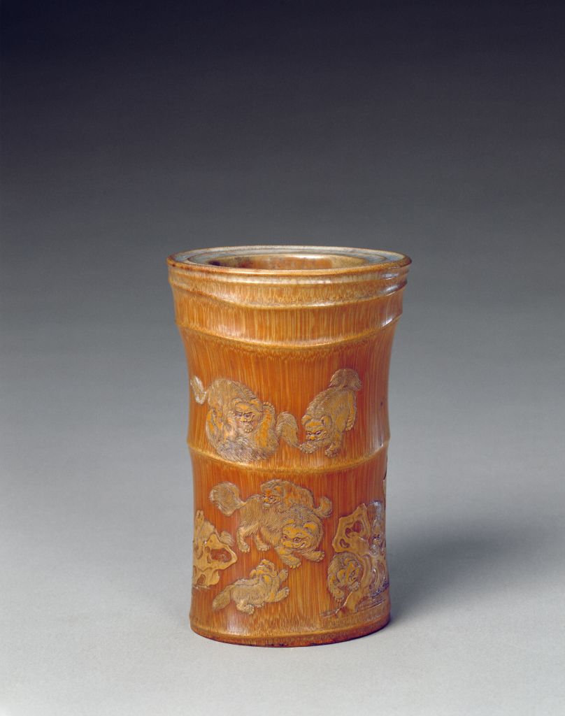 图片[1]-Bamboo Penholder with Nine Lions in Green Bamboo Carving-China Archive